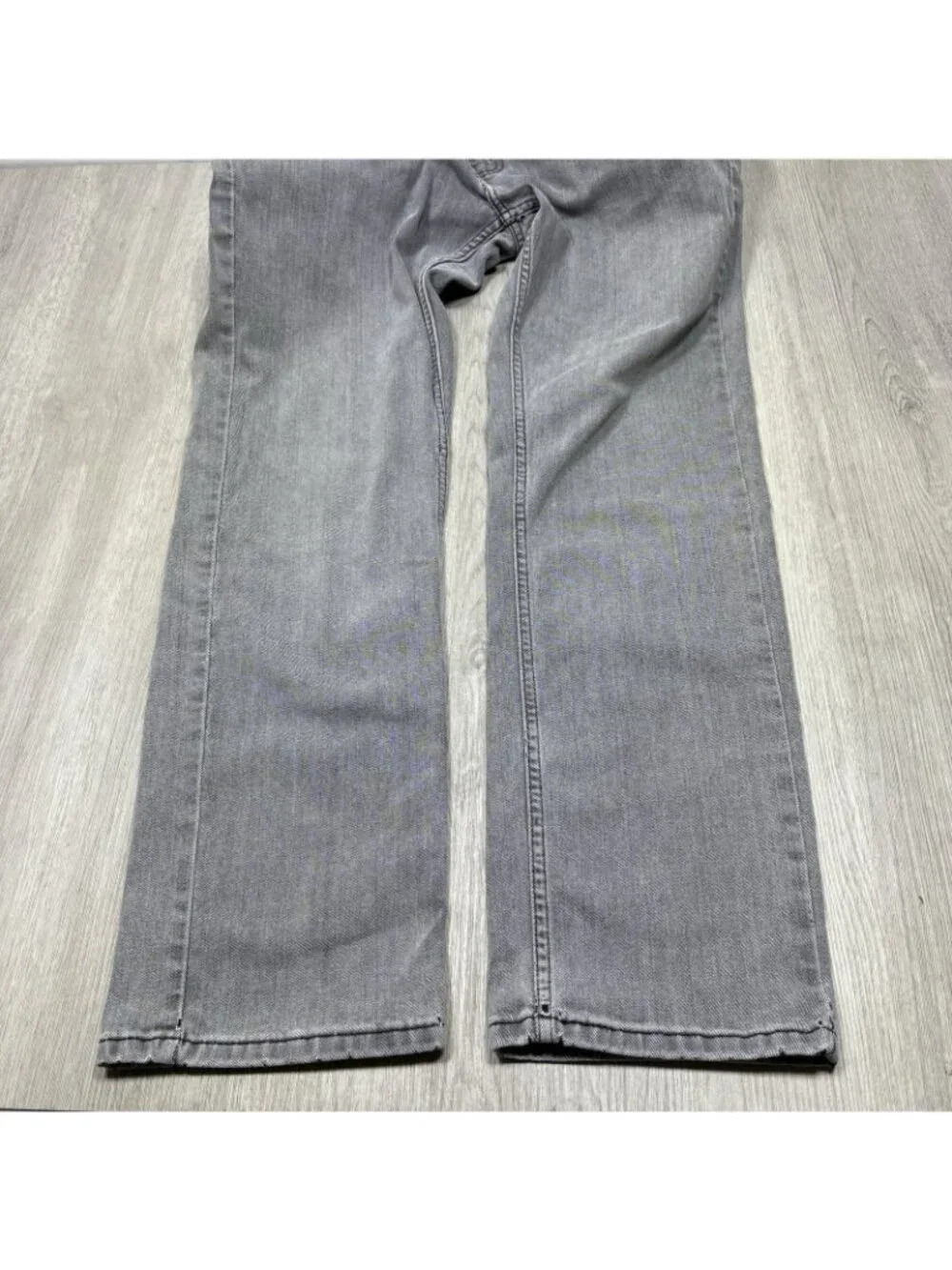 Levis item description